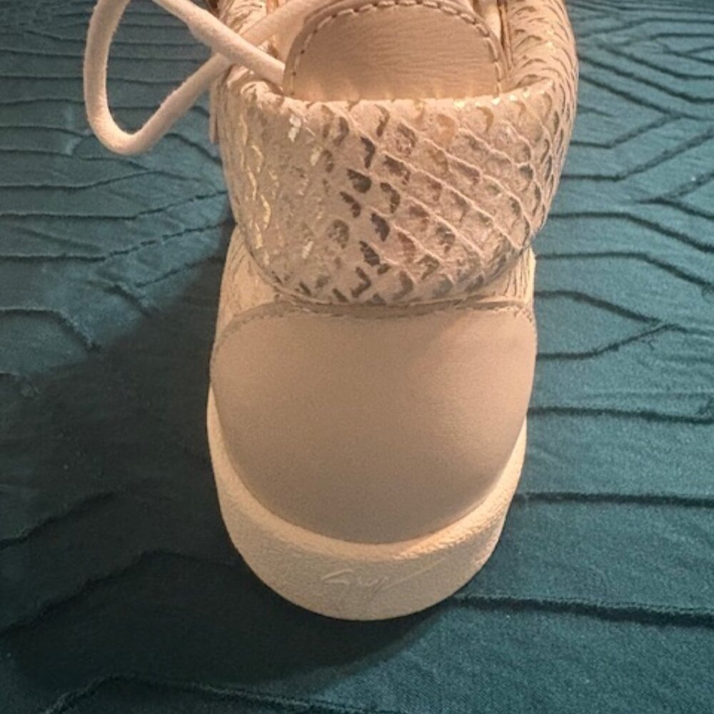 Women's May London Snake-Print High Top Sneakers - Picture 5 of 9